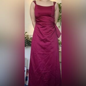 Elegant Burgundy Evening Gown